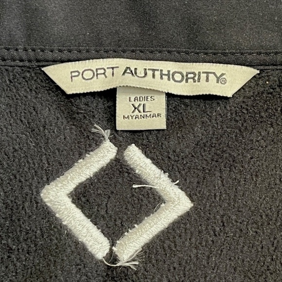 Sam’s Club Employee Soft Shell Fleece Lined Black Jacket Women’s Size XL - Picture 6 of 8